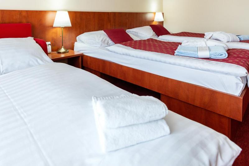 Hotel Senec Aqua Resort - Family Friendly ภายนอก รูปภาพ