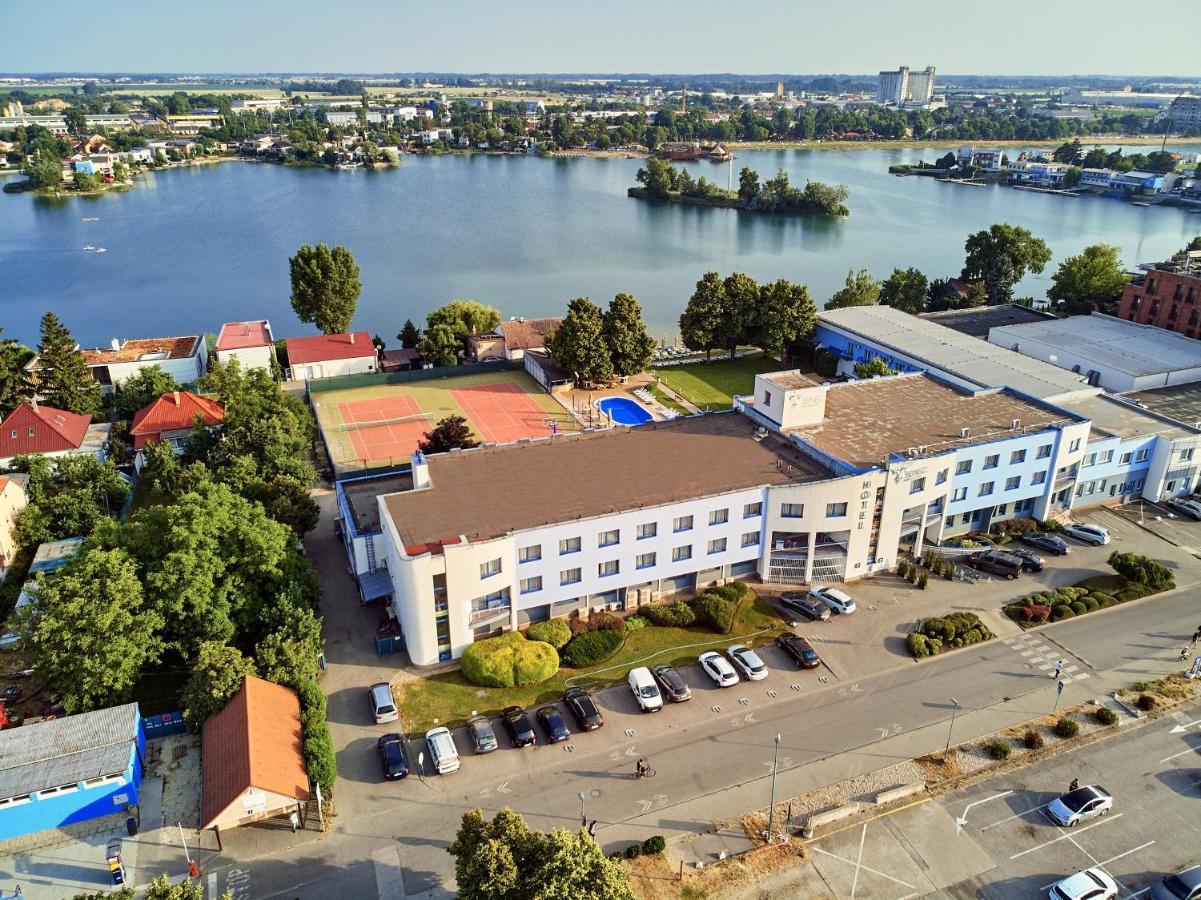 Hotel Senec Aqua Resort - Family Friendly ภายนอก รูปภาพ
