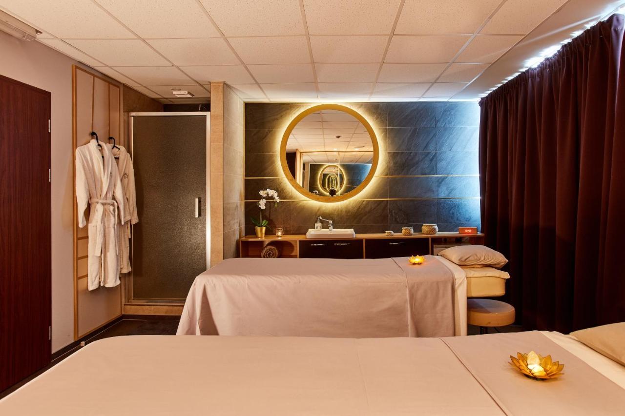 Hotel Senec Aqua Resort - Family Friendly ภายนอก รูปภาพ
