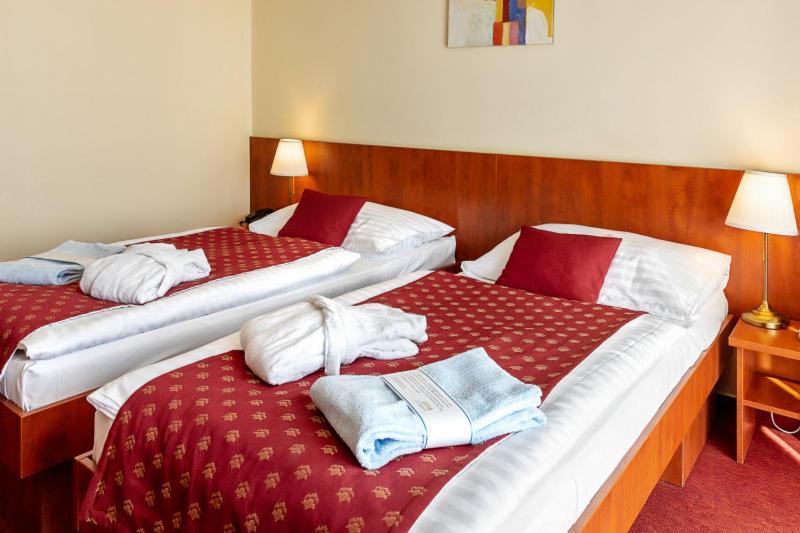 Hotel Senec Aqua Resort - Family Friendly ภายนอก รูปภาพ