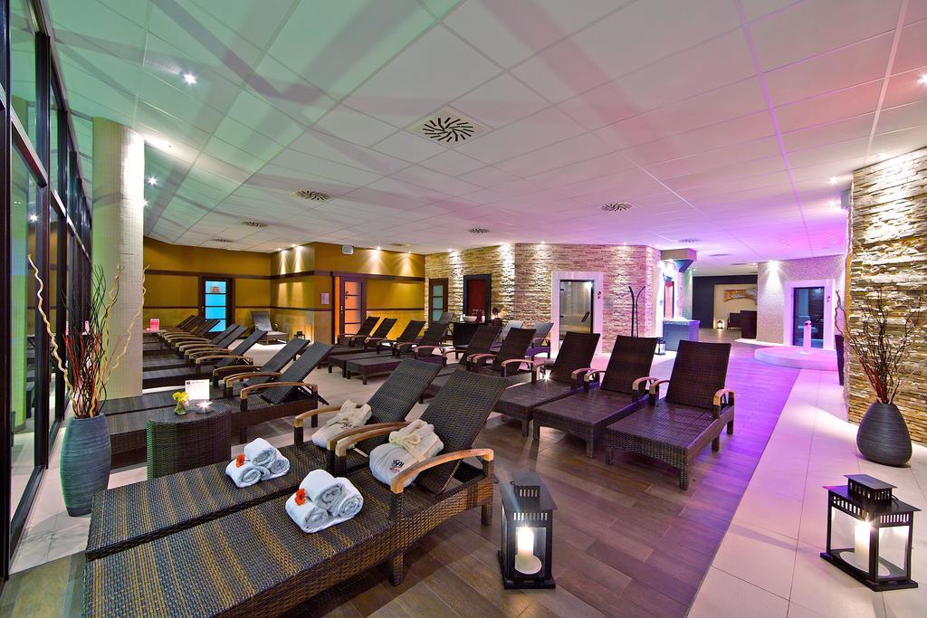 Hotel Senec Aqua Resort - Family Friendly ภายนอก รูปภาพ